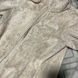The North Face Plush Fleece Jacket in Light Gray
